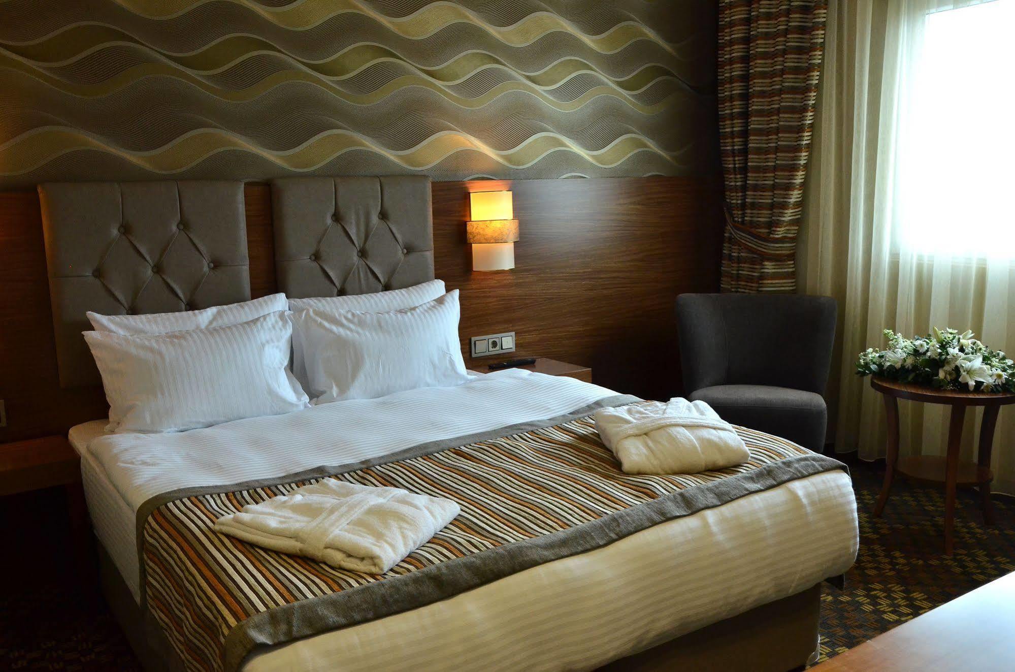 Adranos Hotel บูร์ซา ภายนอก รูปภาพ